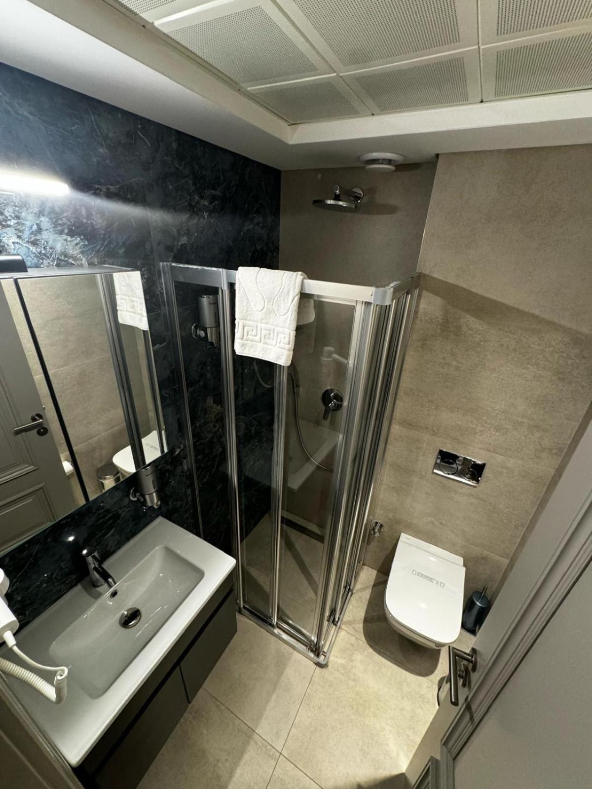 Plat Inn Hotel Taksim Estambul Exterior foto